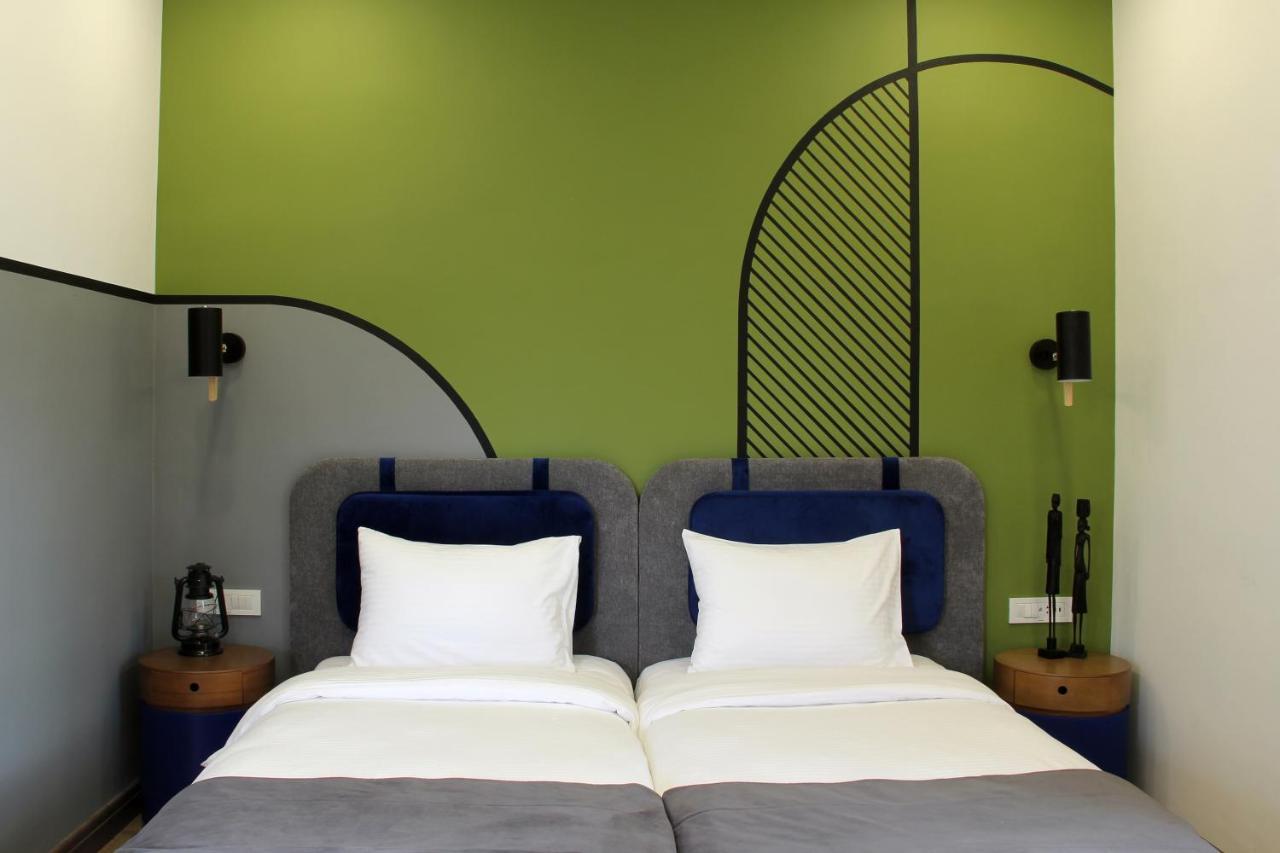 Hover Boutique Hotel Dilidzjan Buitenkant foto